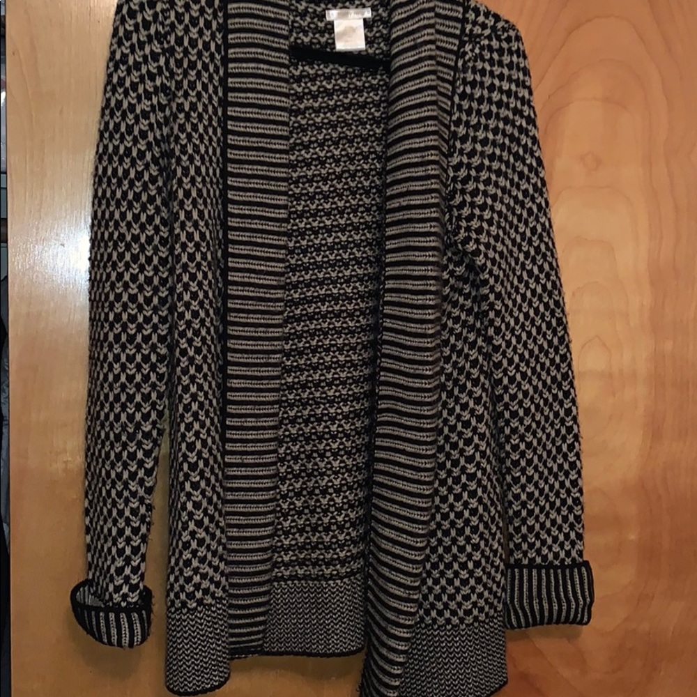 Black & tan knit sweater